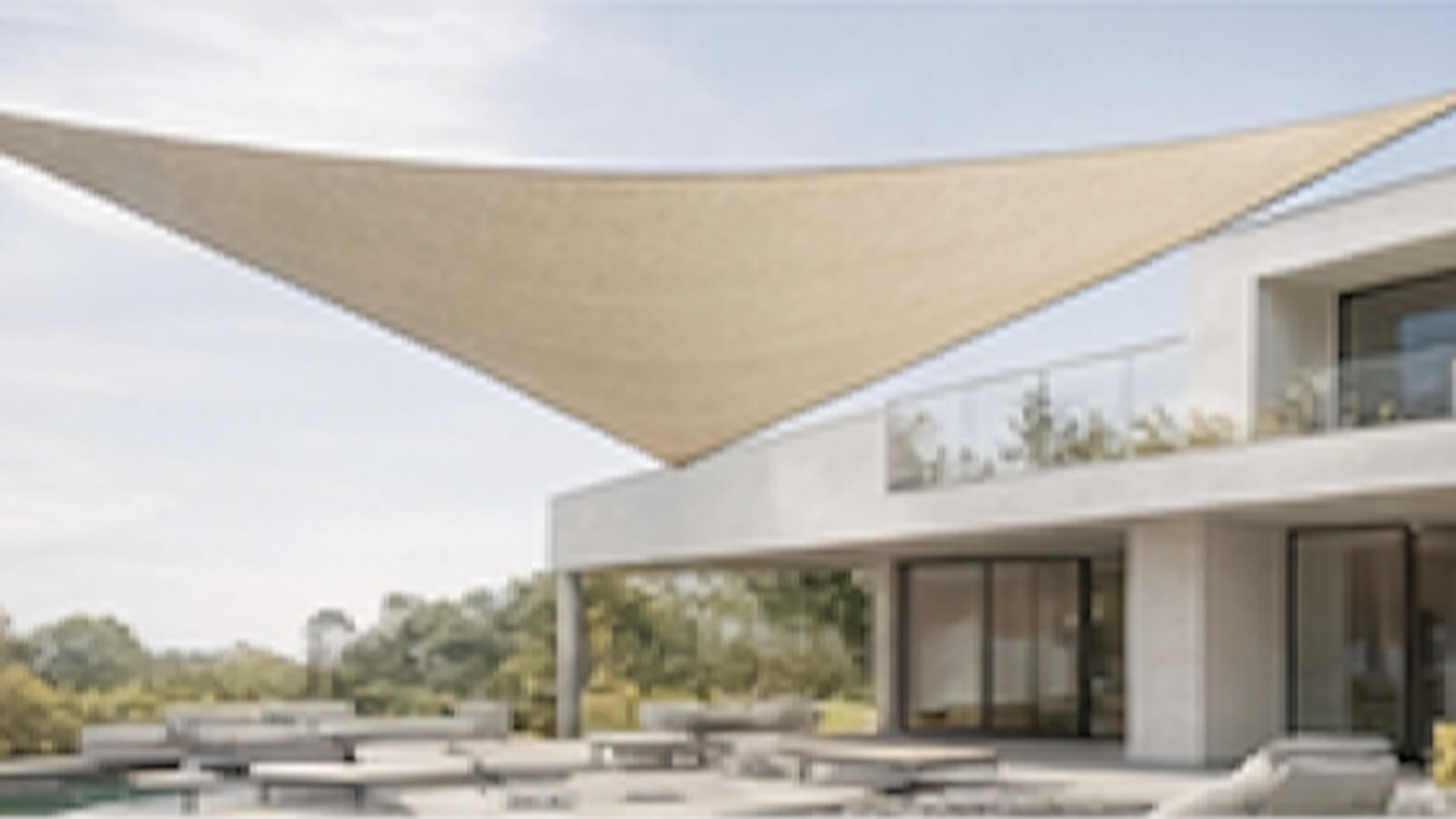 Voiles triangulaires Coolaroo pour terrasses en Belgique